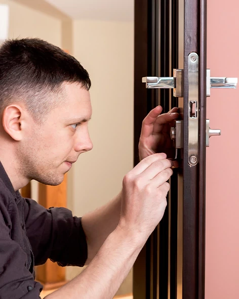 : Professional Locksmith For Commercial And Residential Locksmith Services in Temescal Valley, CA