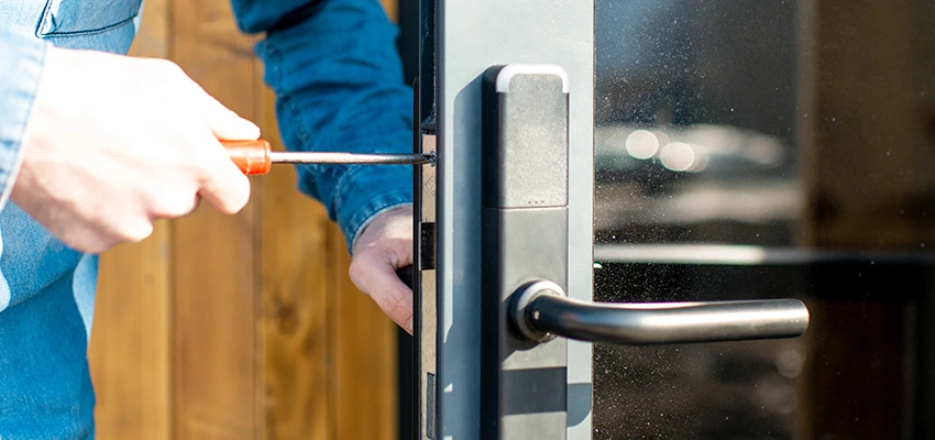 Aluminium Door Lock Replacement in Temescal Valley, California